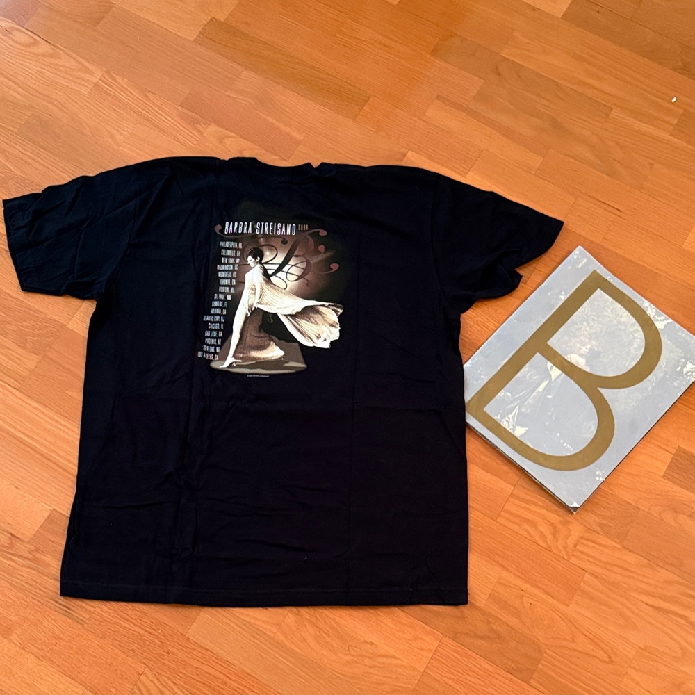 Black Graphic T-Shirt with Artistic Design - Picture 7 of 7